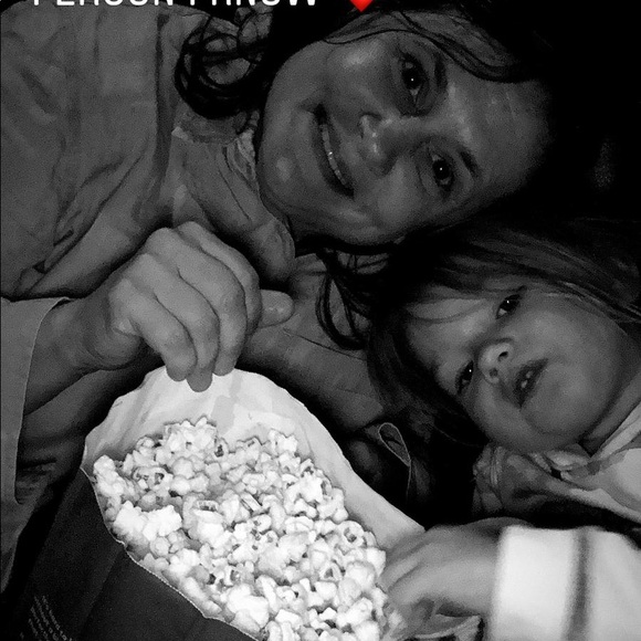 Meet your Posher, Susan - Picture 2 of 7